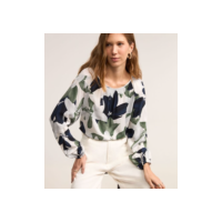 Blusa em Viscose com Folhagens Estampadas Branco Neve