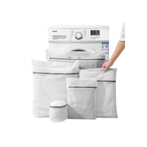 Kit 5 Sacos de Lavar Roupas Delicadas Máquina de Lavar Roupa Cinco Tamanhos Diferentes com Cestinho Proteção para Lingeries Peças Finas Fechamento com Zíper Organizador e Protetor