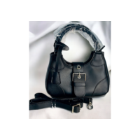 Bolsa Feminina Meia Lua com Fivela Baguete de Ombro e Mão Com Alça Transversal Pequena Festa Balada