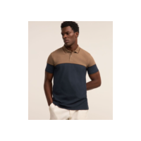 Polo Regular em Malha Piquet com Blocos de Cor e Friso Contrastante Azul Marinho/ Marrom