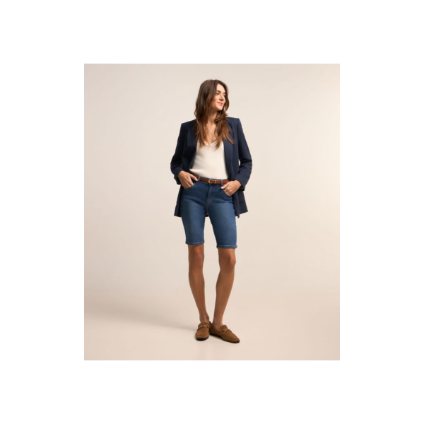 Bermuda Ciclista em Jeans com Elastano Azul Escuro