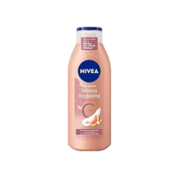 NIVEA Hidratante Corporal Beleza Radiante Pele Uniforme 200ml - Para a beleza da pele negra, uniformiza o tom da pele em 2 semanas e repara as áreas ressecadas, com vitamina C