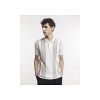 Polo Texturizada em Meia Malha com Estampa de Listras Off White