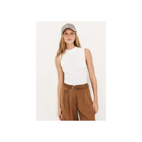 Regata Básica Feminina Em Malha Canelada Gola Alta Hering