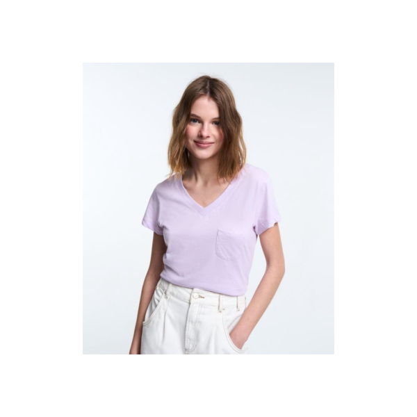 Blusa Básica em Algodão com Bolsinho Frontal Lilás