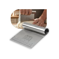 Espátula para Confeitaria Panificação Aço Inox Cortar Raspar Confeitar Temperar Dividir Massa Sovada Chocolate Bolo Com Régua 15 CM Leve e De Fácil Manuseio Antiaderente