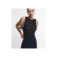 Blusa sem Manga em Viscose com Fio Metalizado e Drapeado Diagonal Preto