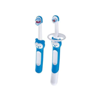 MAM Baby Kit Com 2 Escovas de Dentes Learn to Brush, 1 Com Cabo Alongado e 1 Com Cabo Curto, para Crianças de 5+ Meses Com Cabo Ergonômico e Fácil de Segurar, Azul