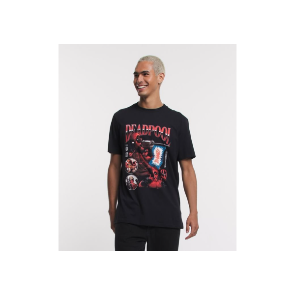 Camiseta Manga Curta com Estampa Deadpool Vintage Preto