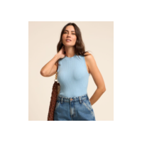 Blusa sem Manga em Viscose com Detalhe Vazado e Textura Canelada Azul