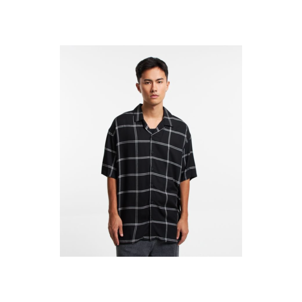 Camisa em Viscose com Botões e Estampa Xadrez Preto