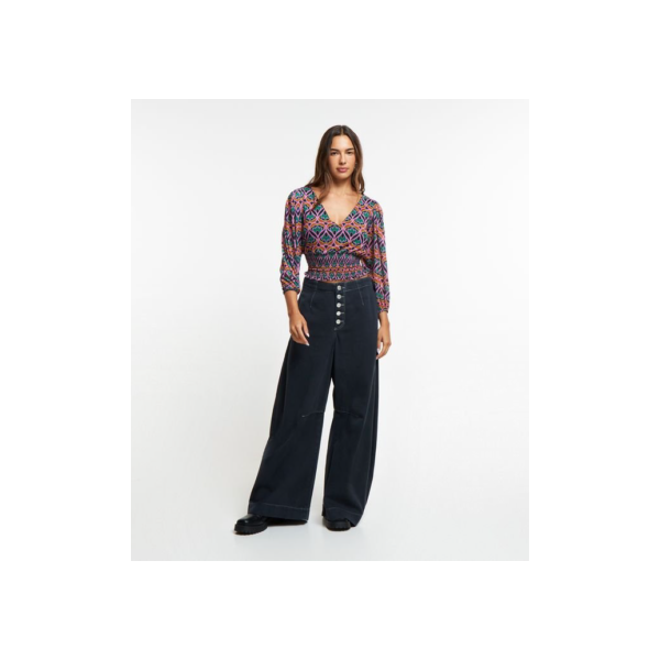 Blusa Manga Longa em Tule com Lastex e Estampa Abstrata Multicores