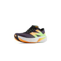 New Balance Fuelcell Rebel V4 Tênis de corrida feminino, Preto/grafite/branco, 34
