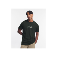 Camiseta Comfort em Meia Malha com Estampa e Lettering no Peito Verde