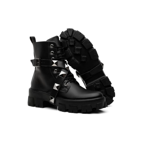 Bota Coturno Tratorado Feminino Tira Removível Com Spike Piramide