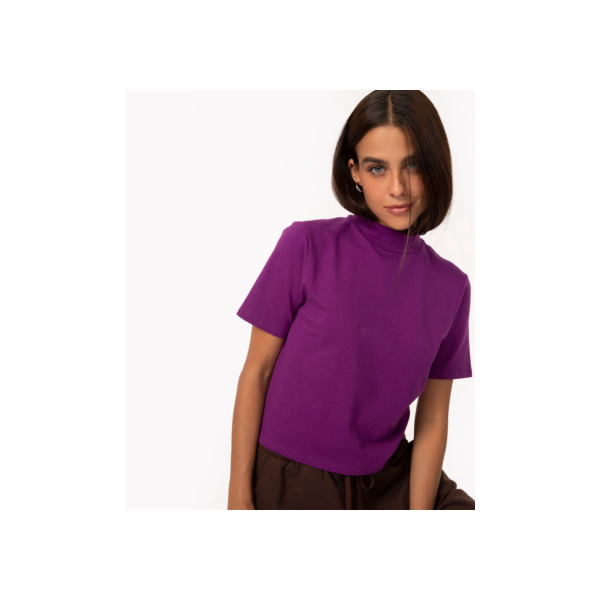 blusa básica manga curta gola alta roxo