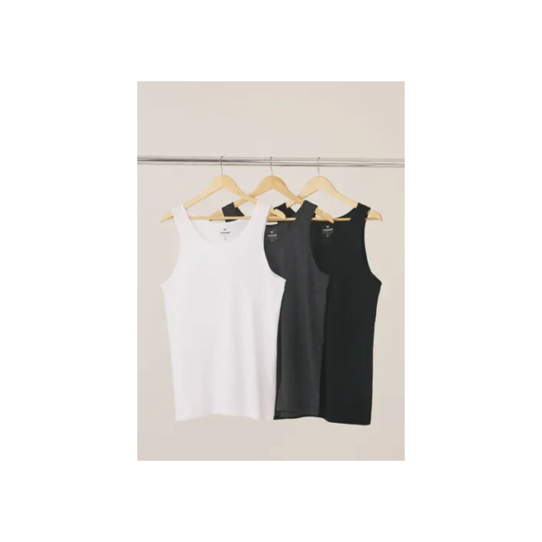 Kit Com 3 Regatas Masculinas Básicas Slim Hering