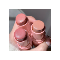 Blush em Bastão Cremoso, Efeito Matte, Para Maquiagem Natural e Longa Duração