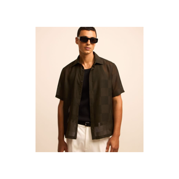 Camisa com Textura Estampa Xadrez e Gola Lapela Grafite