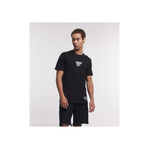 Camiseta Regular em Meia Malha com Lettering Deslocado Legends Never Die Preto