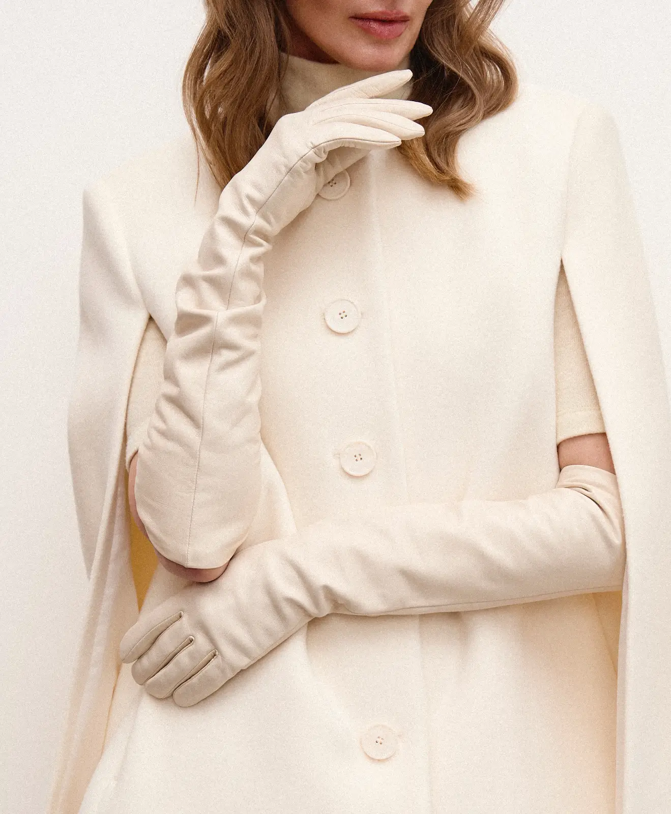 The Opera Gloves creamy white