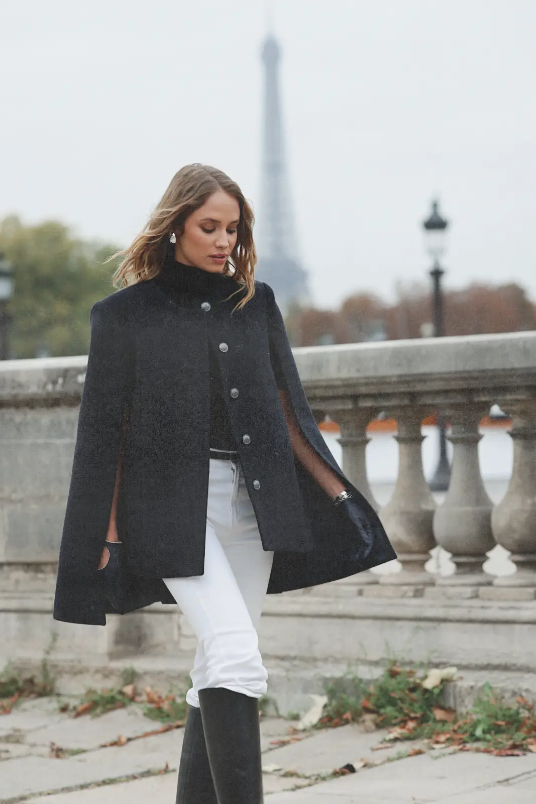 Women’s grey wool cape Madison in classic old money style