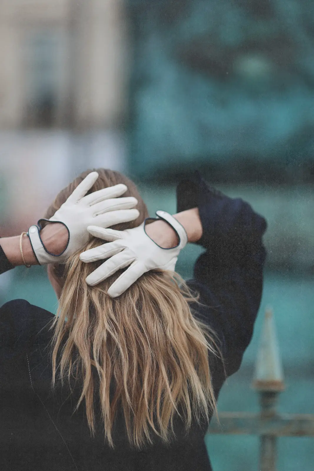 Women’s creamy white leather gloves The Grace in classic Old Money Style