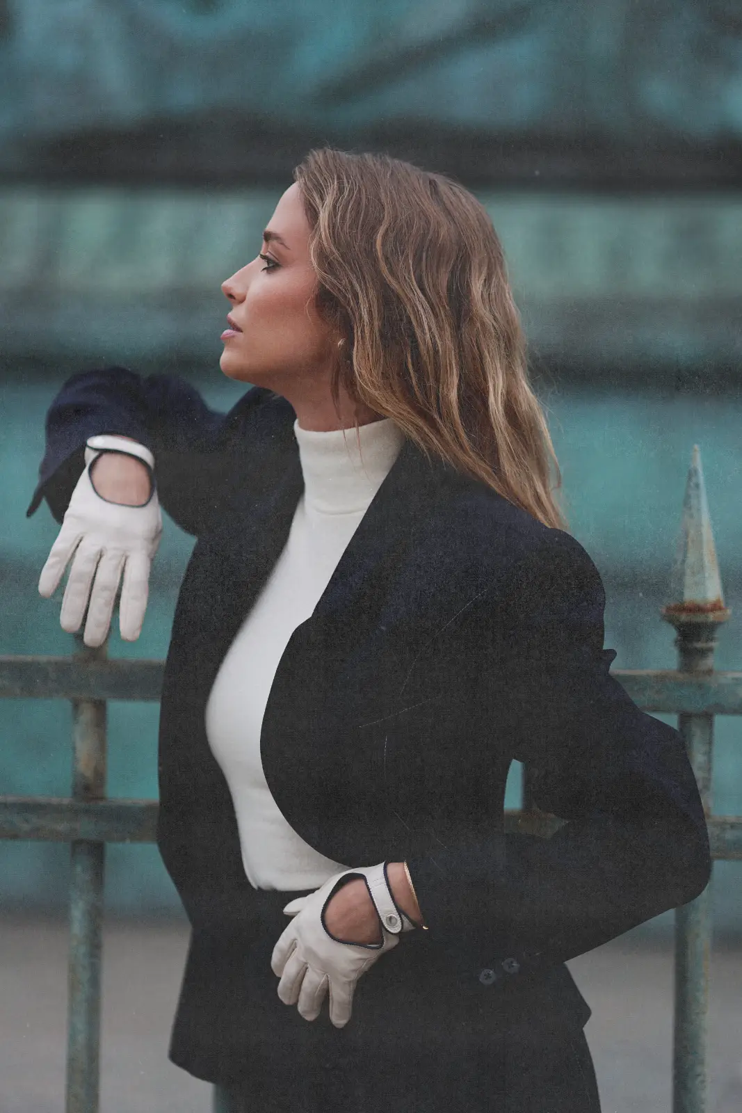 Класичний дизайнерський жіночий темно-синій блейзер The Editor у стилі Old Money