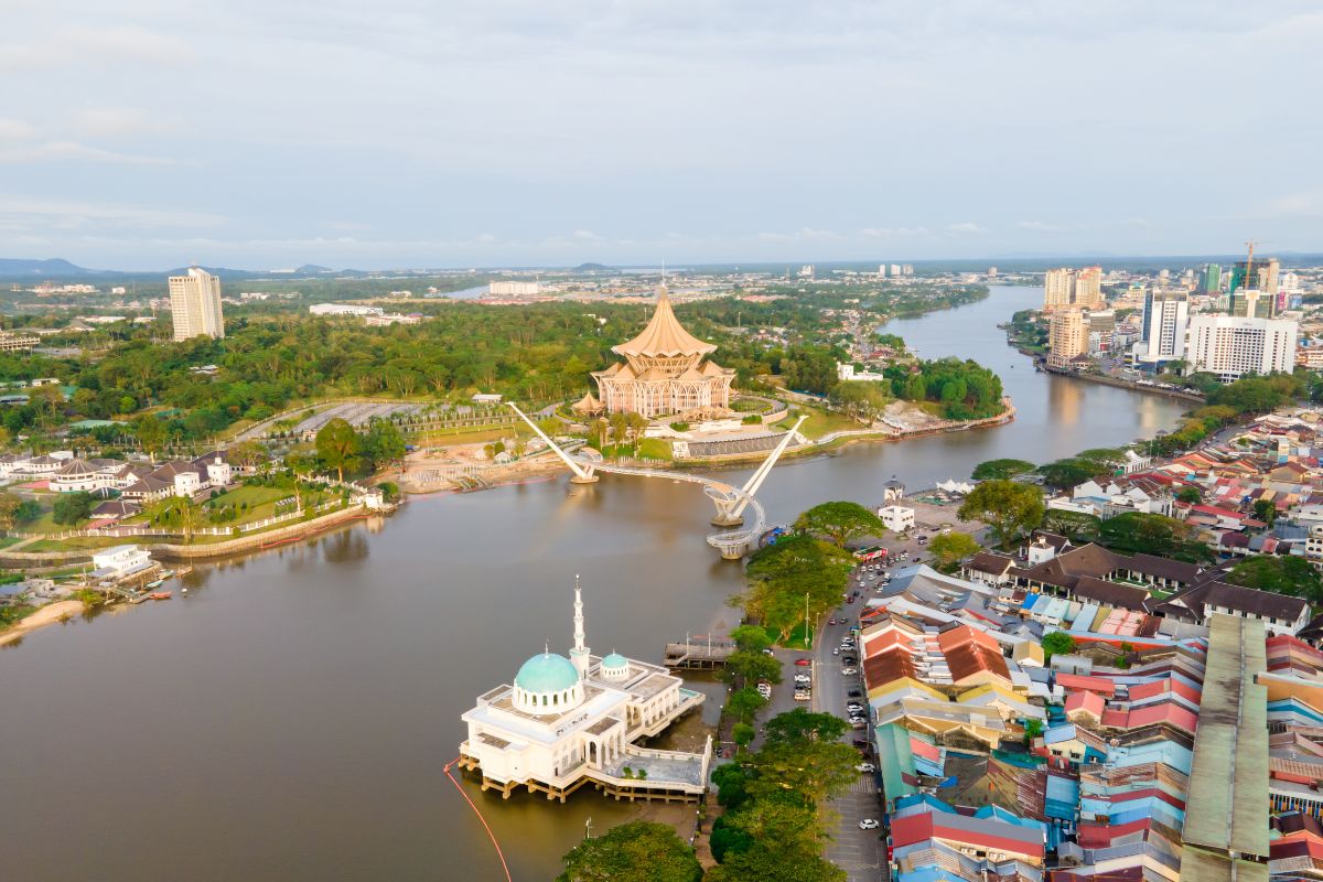 Paket Medis Kuching Sesuai Permintaan