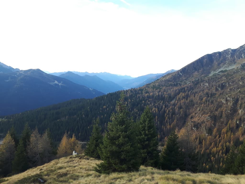 Giro dei 5 Laghi e Monte Serodoli - foto 2
