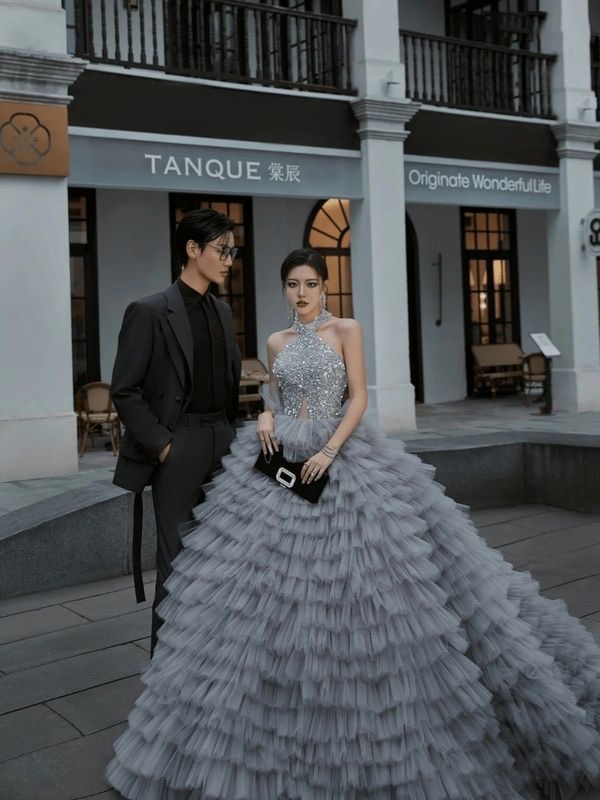 Гоёлын даашинз