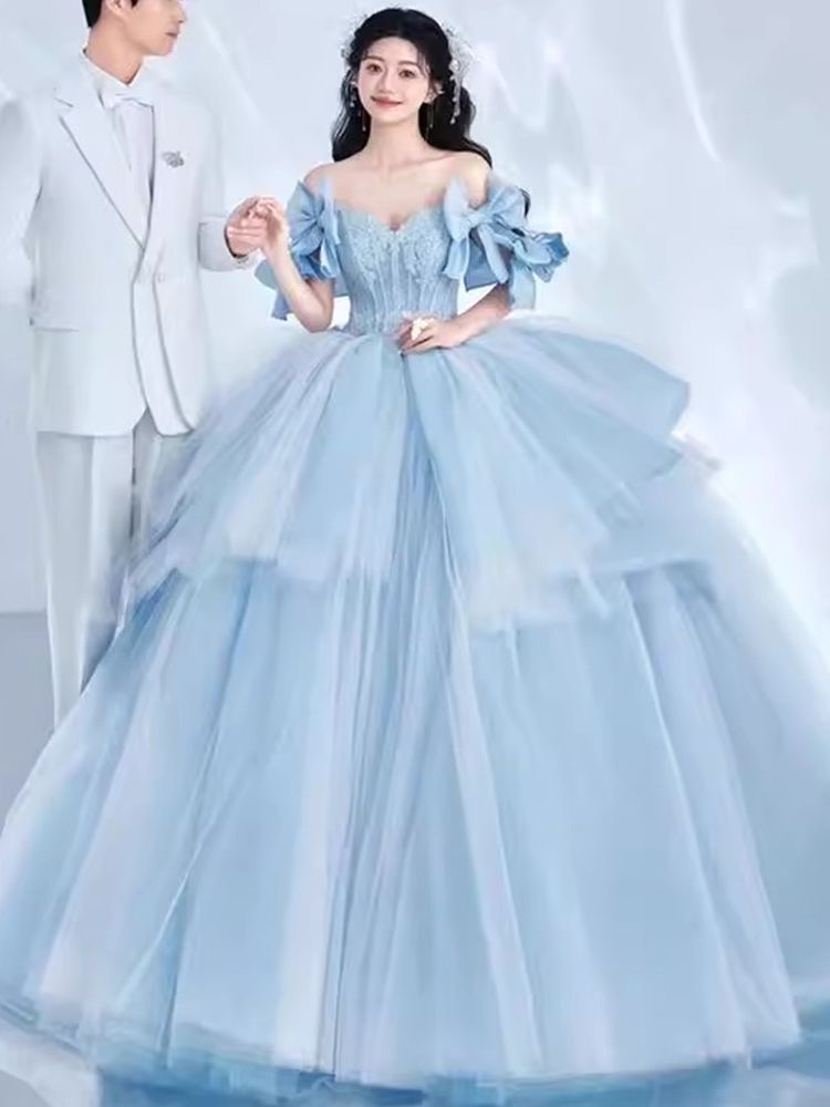 Гоёлын даашинз