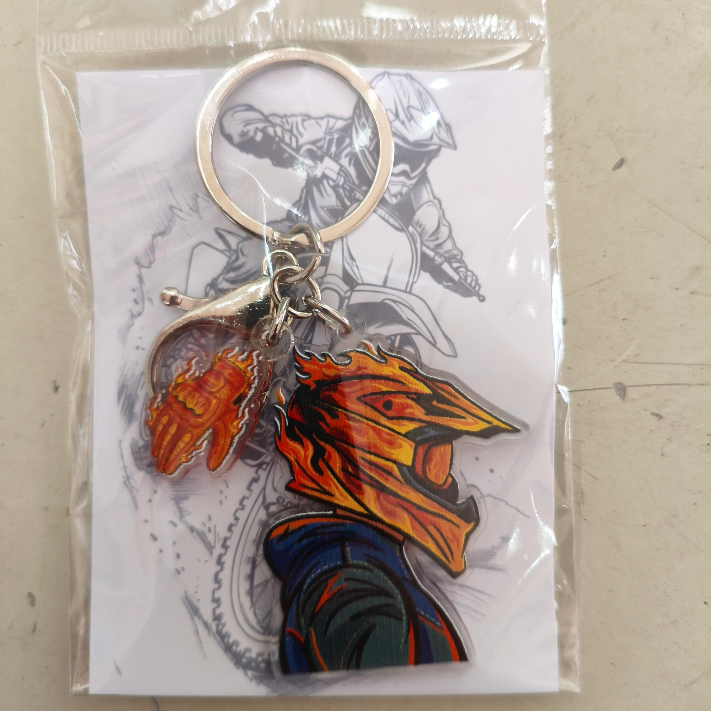 Biker/ personaje con casco naranja