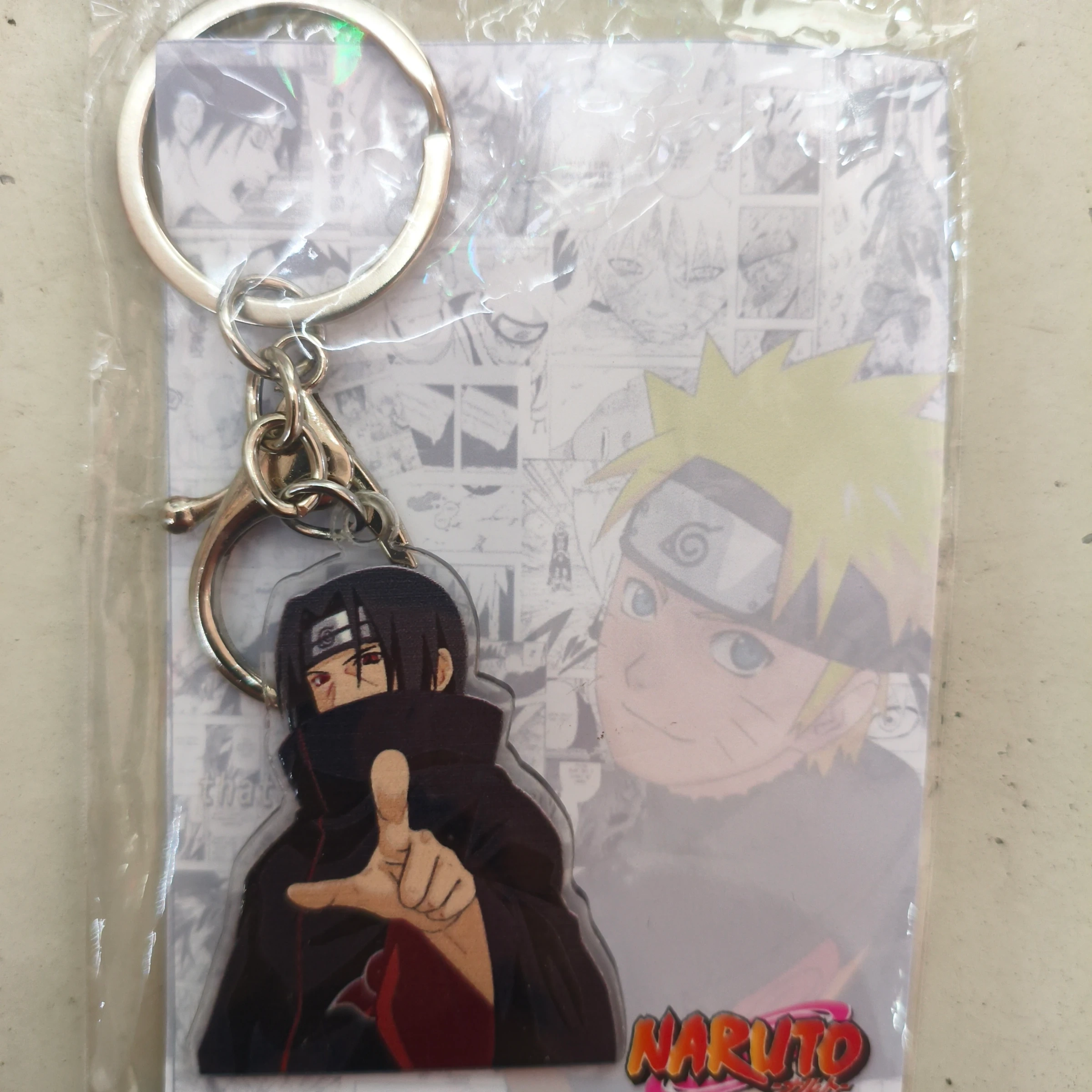 Naruto/ itachi señalando