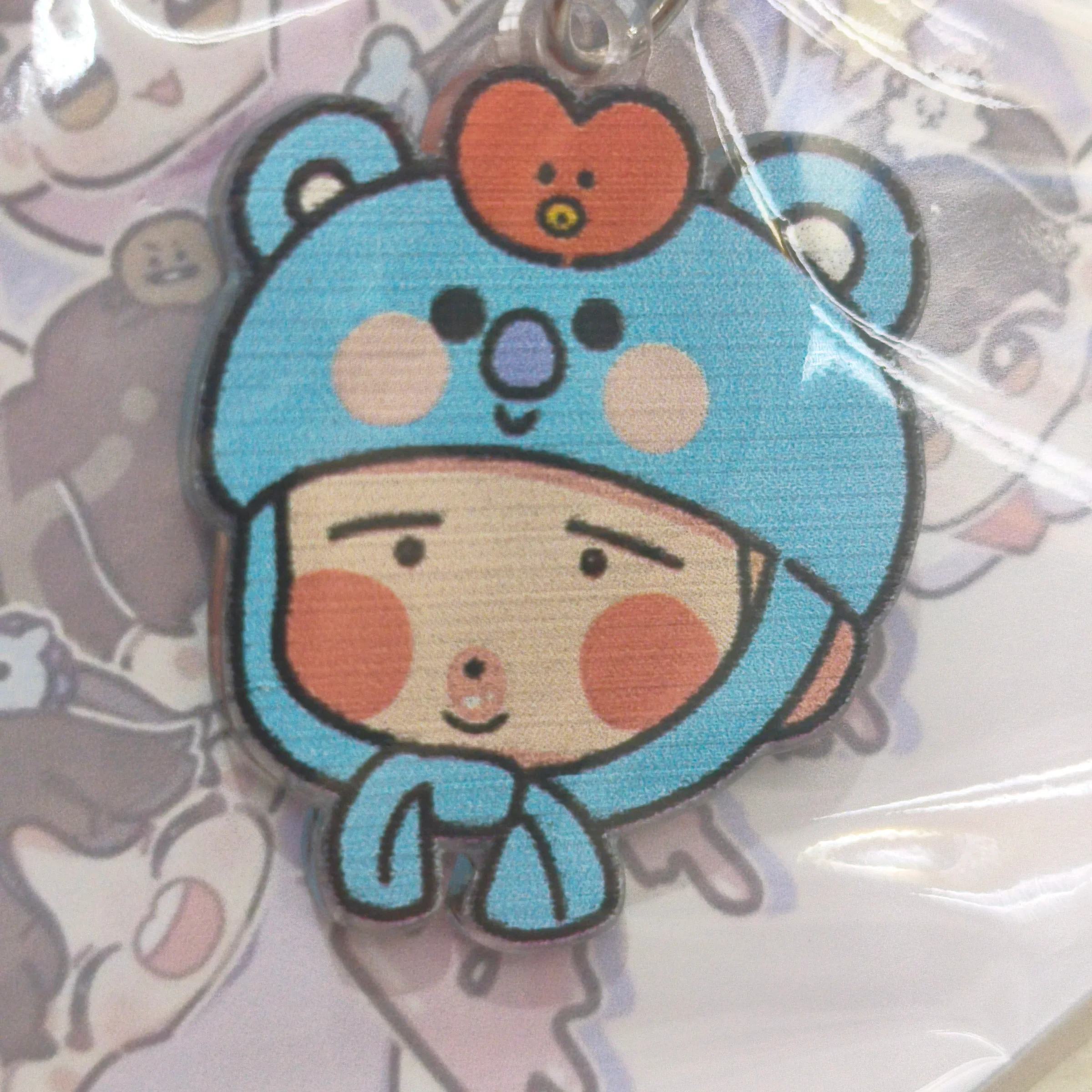 BTS chibi con gorro koya y tata