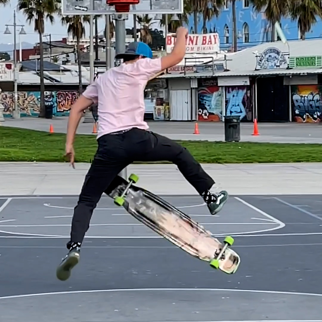 Frontside No-Comply Fingerflip