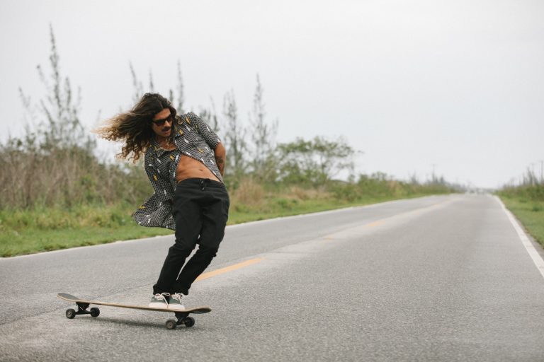 Interview with Brenno Brélvis about longboarding and malandragem
