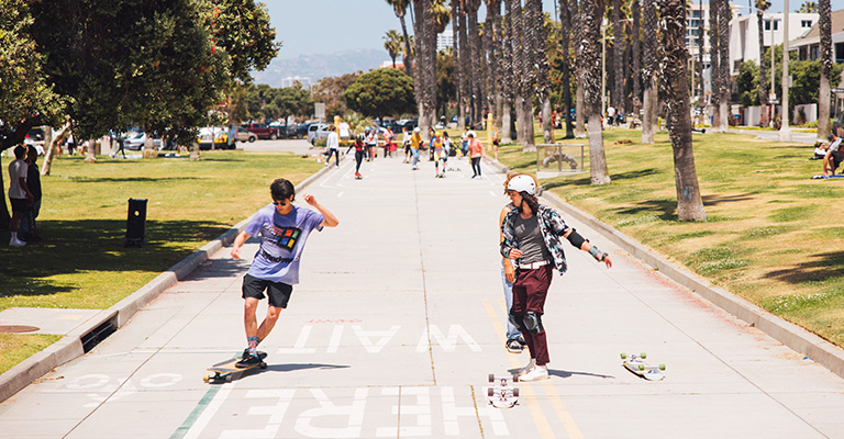 How to film yourself skating while listening to music