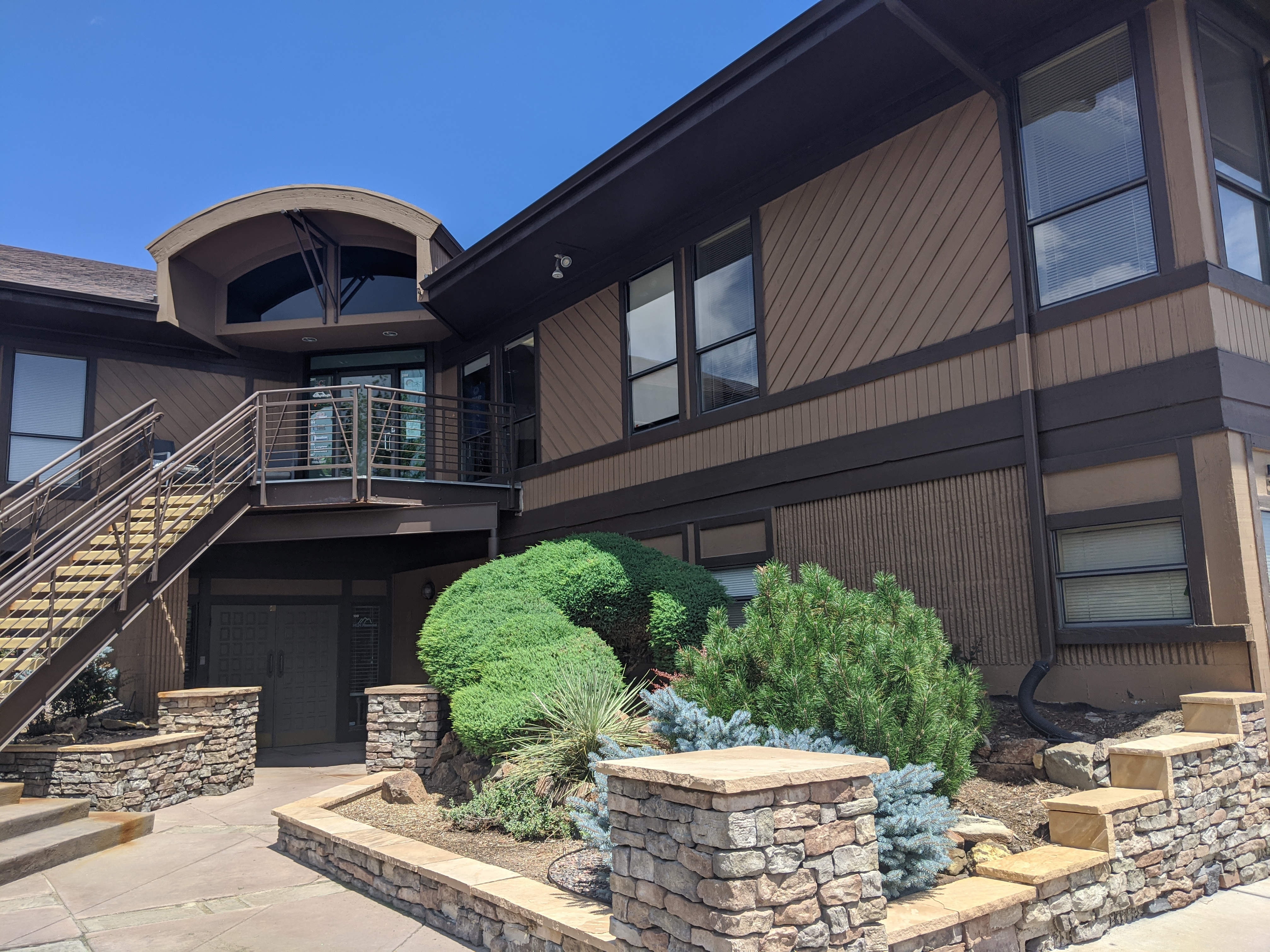 5350 N Academy