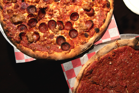 Ozzy's Apizza background image