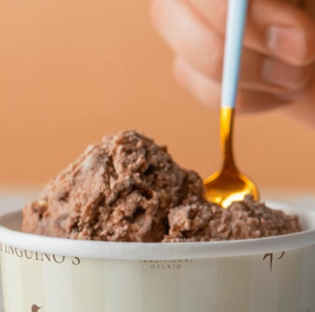 Pinguino’s Gelato background image
