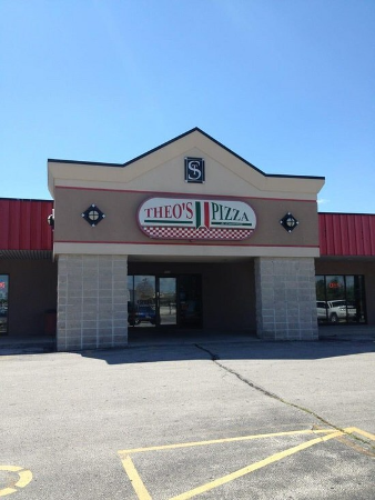 Theo's Pizza & Catering background image