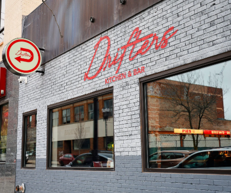 Drifter's Kitchen & Bar background image