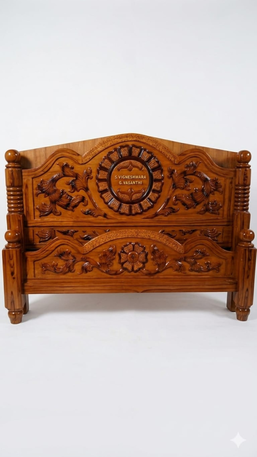 Custom Name-Engraved Heritage Wooden Headboard and Footboard Set 1