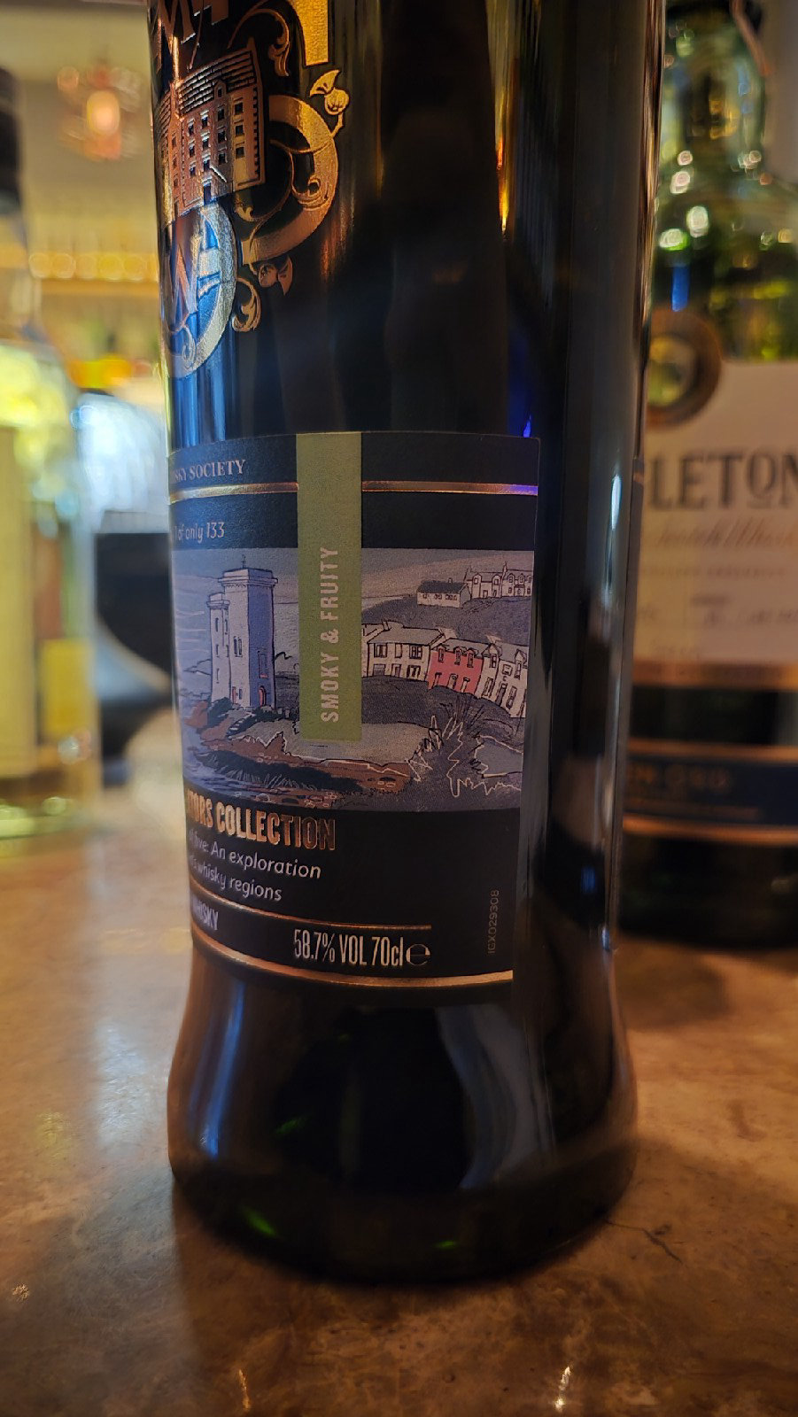 SMWS 29.308 Smoky & Fruity "penicillin cocktail" 27년