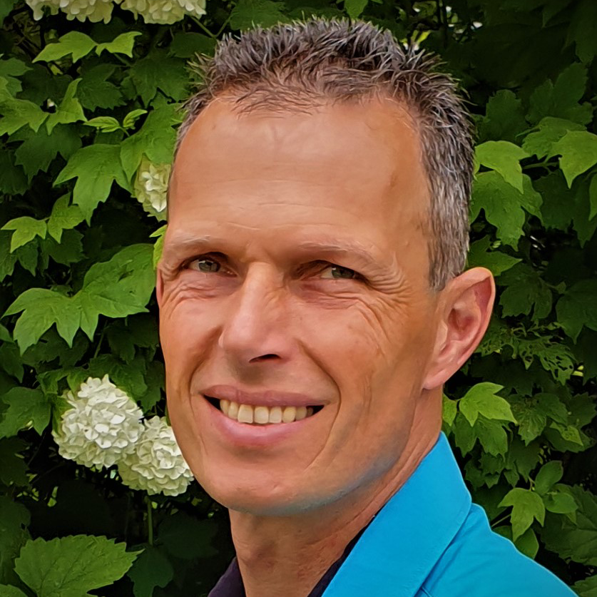 Porträt von Dennis Förster