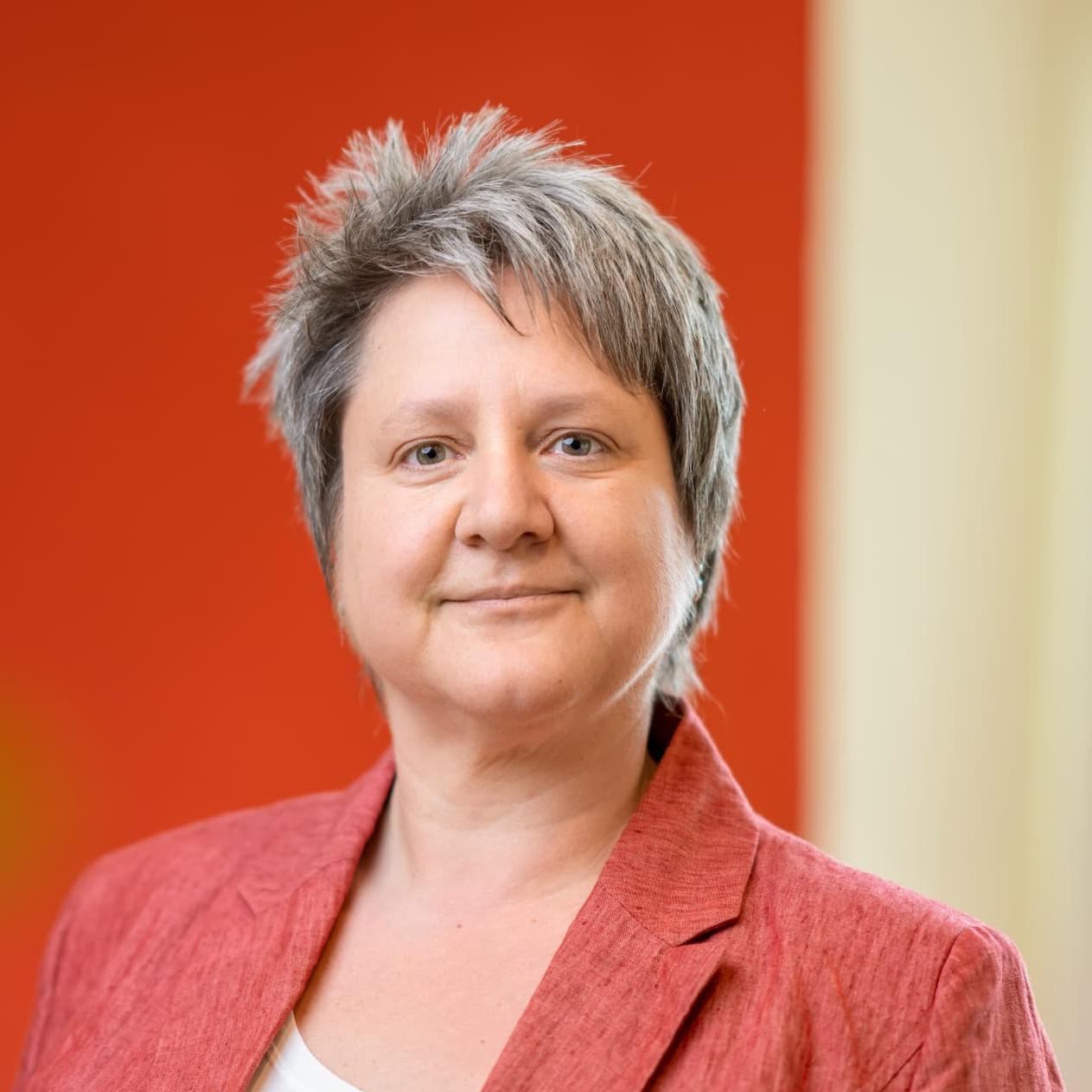 Porträt von Esther Backes