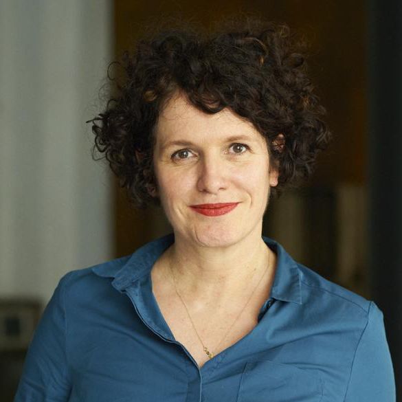 Porträt von Stefanie Book