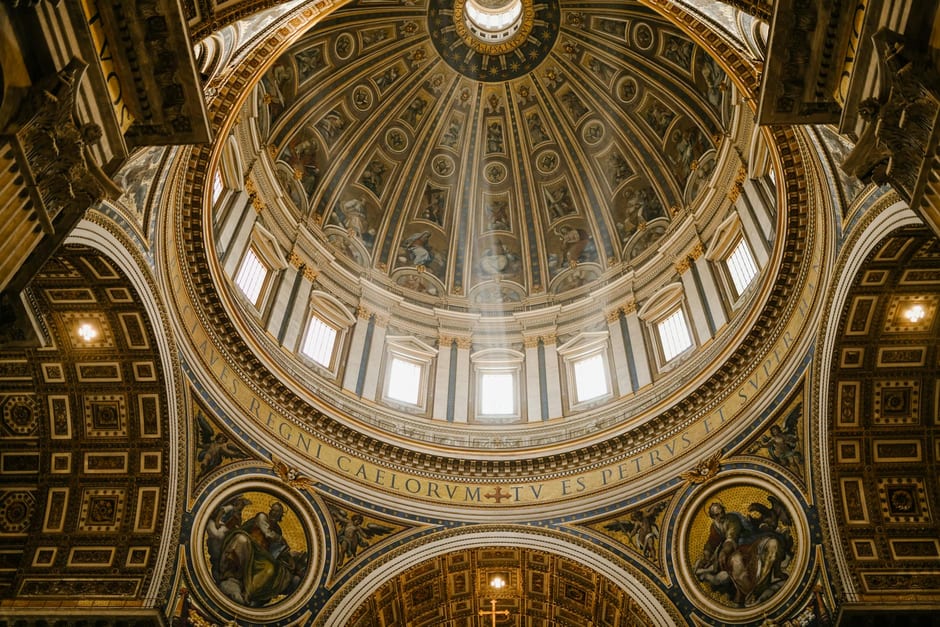 Una mattina sull'Aventino tra giardini finti e chiese di mattoni