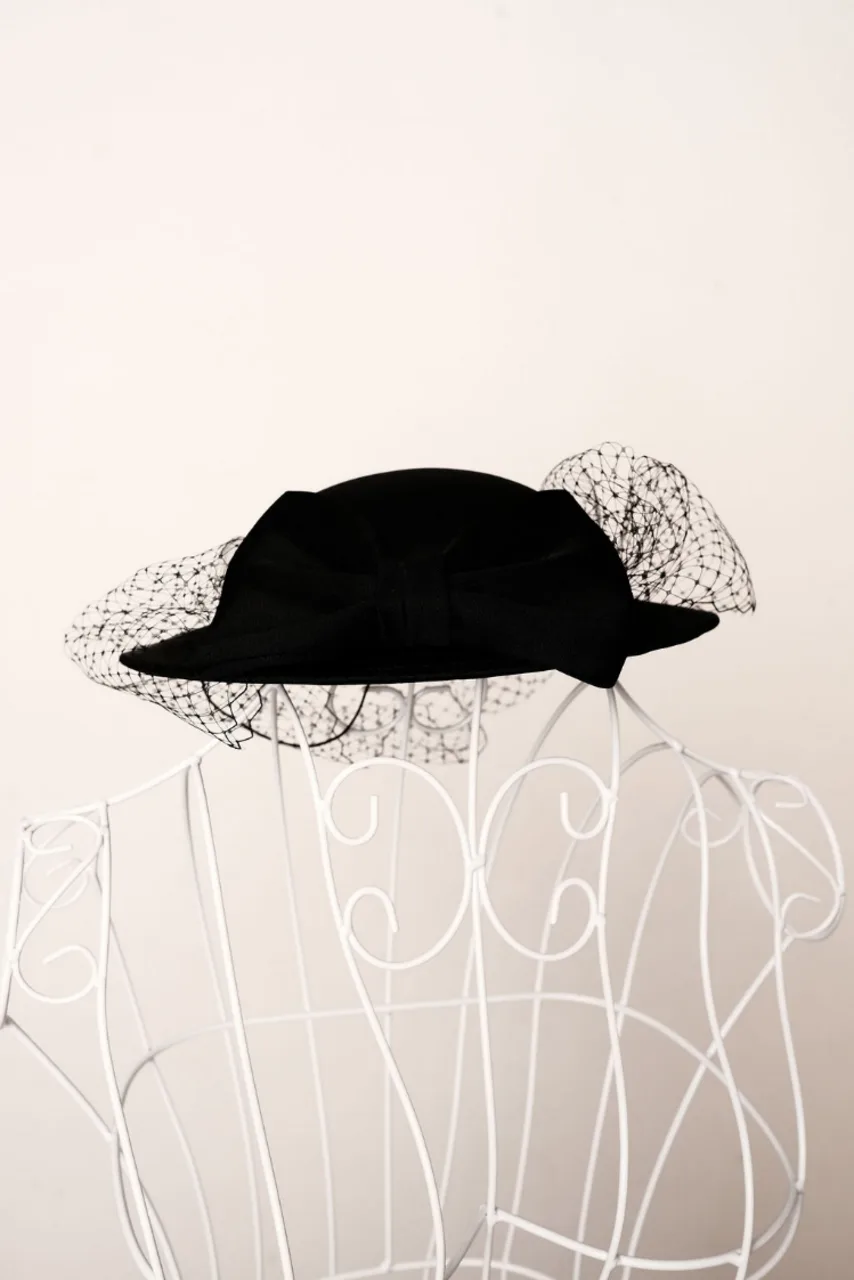 CacheImage by Anna Okaria